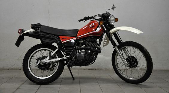 Yamaha XT550